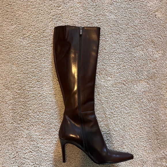 New with box Size 8.5 Coach Marin Brown Calf Leather Stiletto Boots - Picture 7 of 8